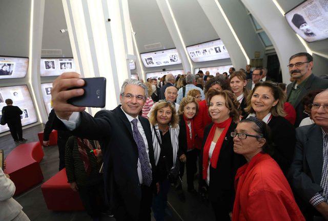 Karşıyaka'da 'Kadına Saygı Müzesi' açıldı