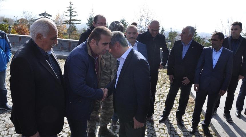 Vali Rahmi Doğan Kars’a veda etti