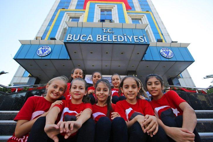 Buca’da cumhuriyet coşkusu sürüyor G3