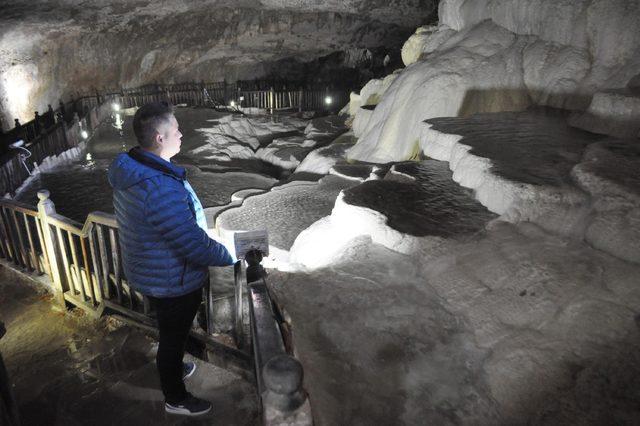 'Yer altındaki gizli Pamukkale' Kaklık Mağarası