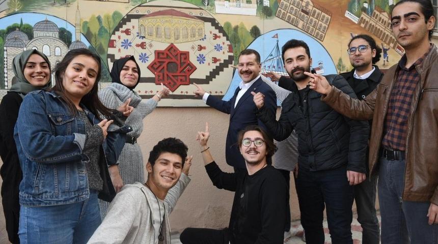 Başkan Yılmaz, gen&ccedil;lik meclisine konuk oldu