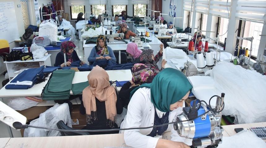 Konya B&uuml;y&uuml;kşehir&rsquo;den &uuml;retime ve istihdama &ouml;rnek proje