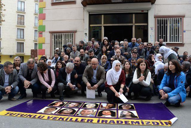 HDP'den 4 Kasım gözaltılarının yıl dönümünde açıklama