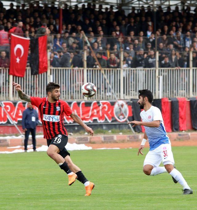 TFF 3. Lig: Van Büyükşehir Belediyespor: 1 - Bergama Belediyespor: 0