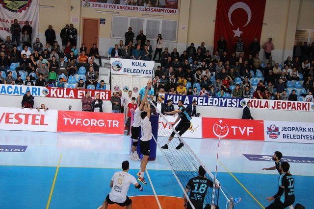 Jeopark Kula Belediyespor dördüncü mağlubiyetini aldı