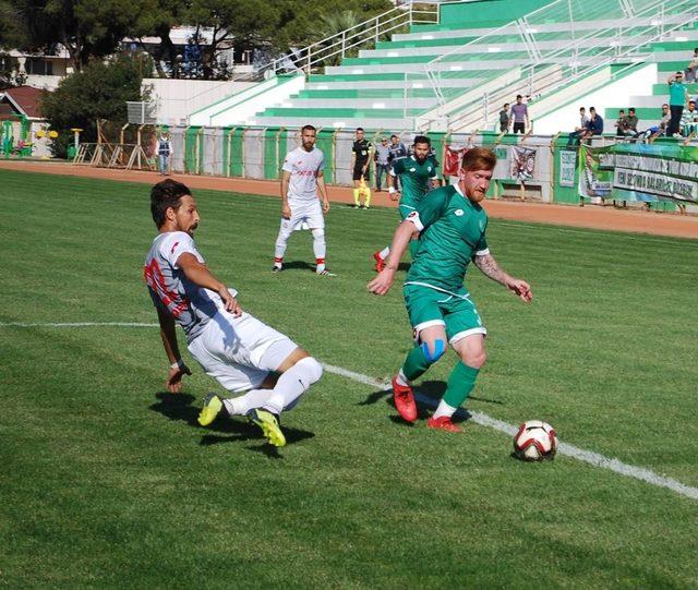 Salihli Belediyespor kendi evinde mağlup oldu