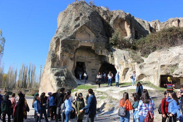 Geleceğin sınıf öğretmen adaylarına kültür gezisi