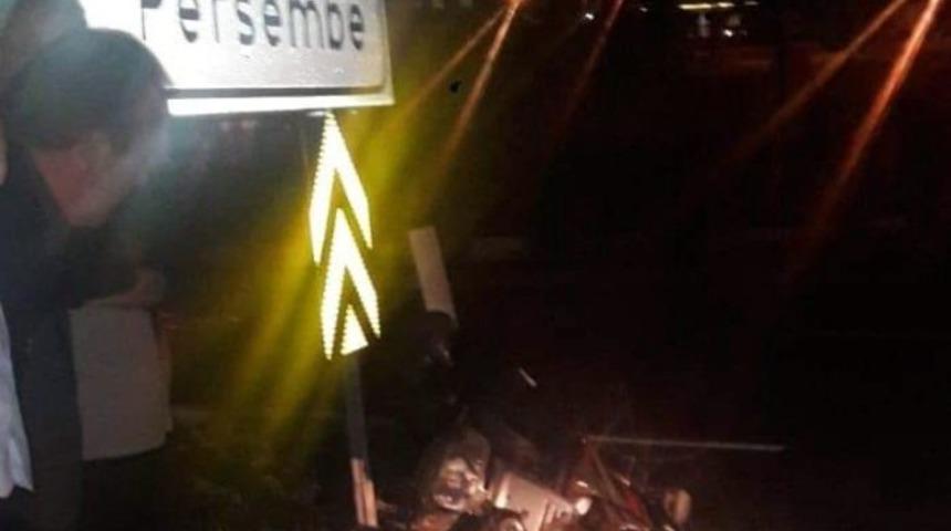 Motosikletliye &ccedil;arpıp ka&ccedil;tı