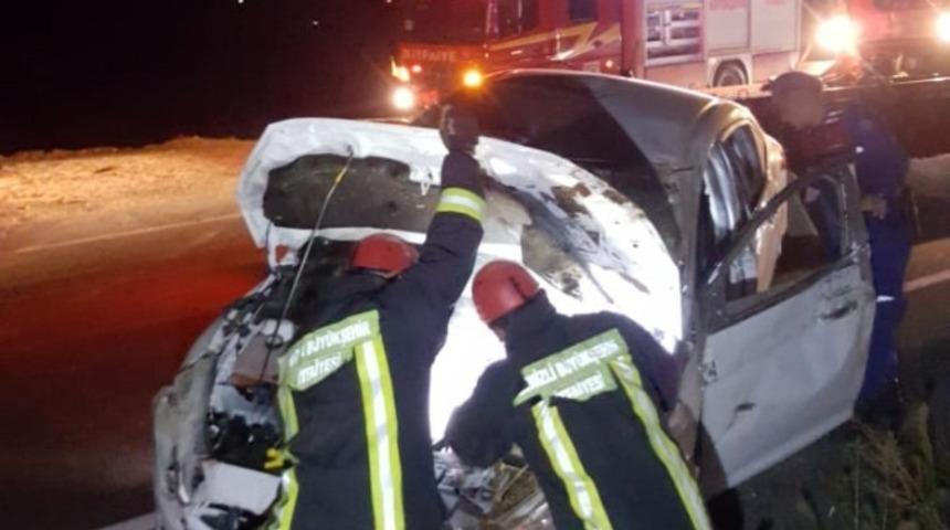 Denizli&rsquo;de otomobil takla attı: 4 yaralı