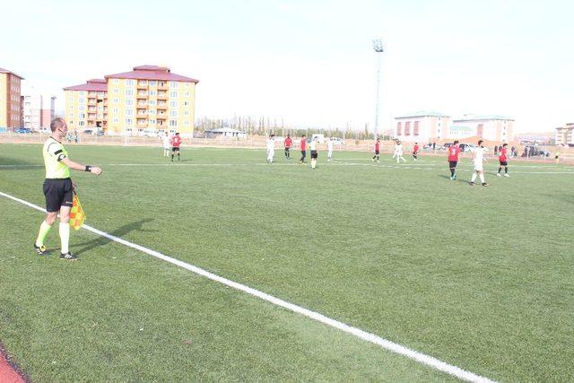 Ağrı 1970 Spor’dan Koray Şener için anlamlı pankart