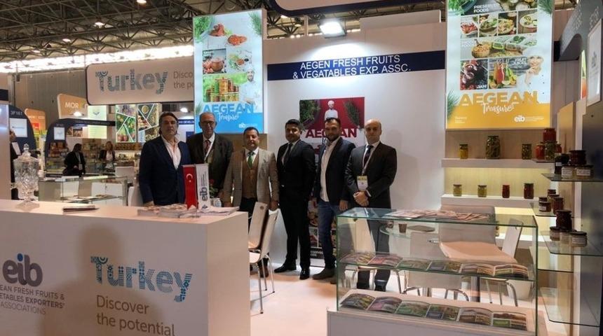 Ege meyve ve sebzeleri Fransa pazarında tanıtıldı
