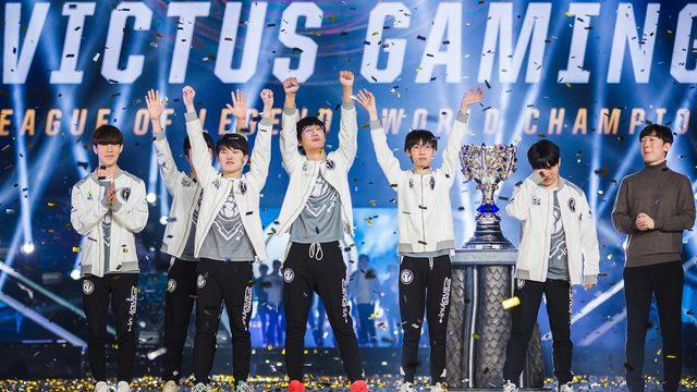 League of Legends dünya şampiyonu Invictus Gaming oldu!