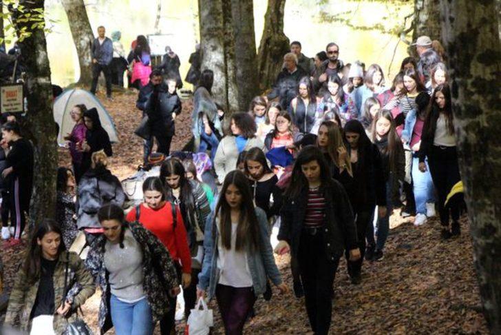 Sonbaharın en güzel yaşandığı yere ziyaretçi akını G5