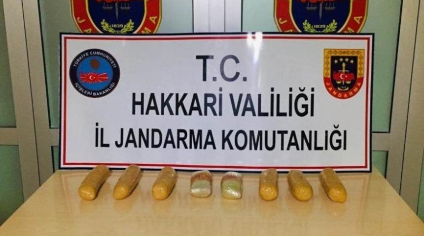 Y&uuml;ksekova&rsquo;da 4 kilo eroin ele ge&ccedil;irildi