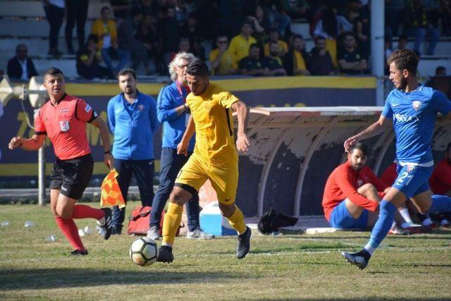 Aliağaspor, İstanbul temsilcisi karşısında rahat kazandı