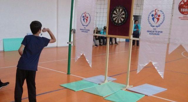 Büyükşehirden Bocce Bowling Dart Federasyonuna malzeme desteği