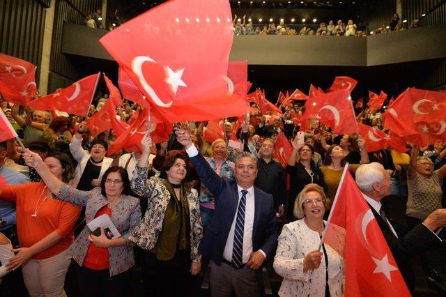 Muratpaşa’da ‘Atatürk ve Cumhuriyet’e Vefa Konseri’