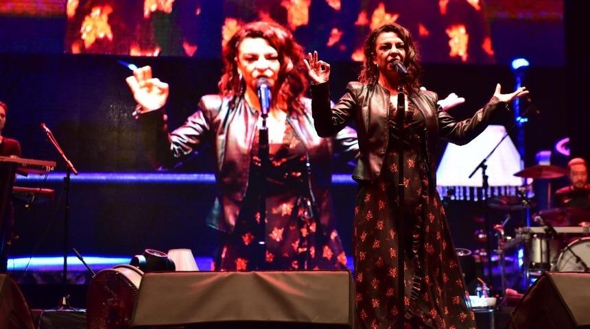 Fatma Turgut hayranları Kepez&rsquo;de buluştu