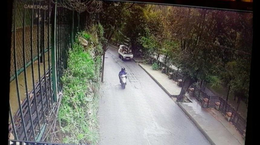 Sarıyer'deki iş adamına bı&ccedil;aklı saldırının arkasından K&uuml;rt Ahmet'in adamları &ccedil;ıktı