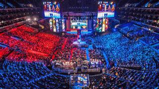 IEM Katowice 2021 koronavirüs nedeniyle seyircisiz!