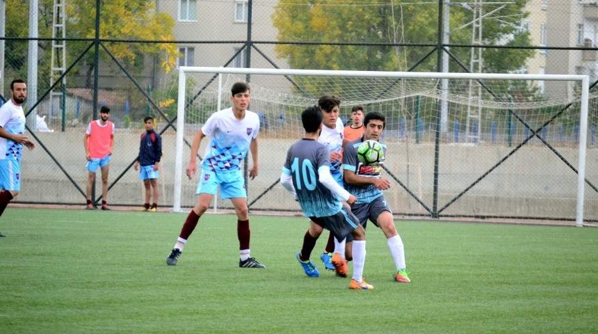 1. Amat&ouml;r K&uuml;me