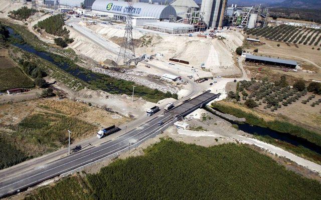 Bakırçay’dan on binlerce metreküp atık çıkarıldı