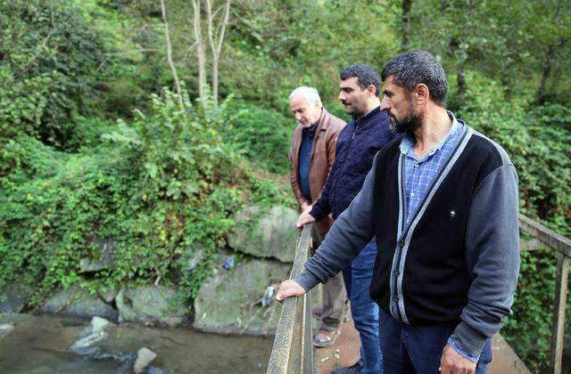 Dere beyaza bürüdü; mahalleli tepki gösterdi