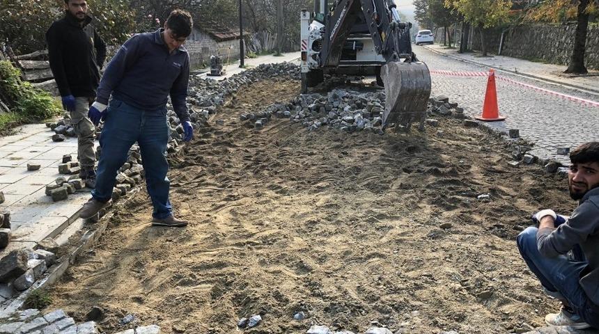 Tarihi kentte onarım &ccedil;alışması devam ediyor
