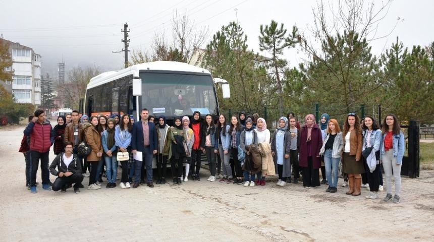 İn&ouml;n&uuml;l&uuml; &ouml;ğrenciler sinema ile buluştu