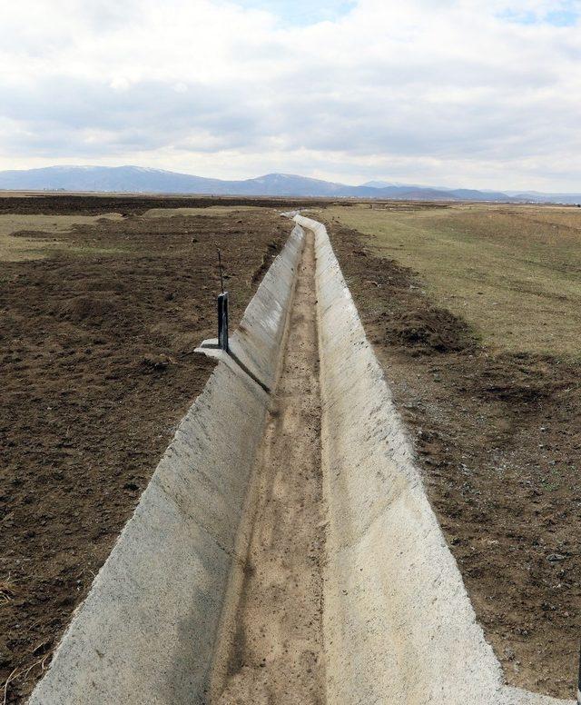 Çaldıran’a 6 bin 600 metre uzunluğunda sulama kanalı