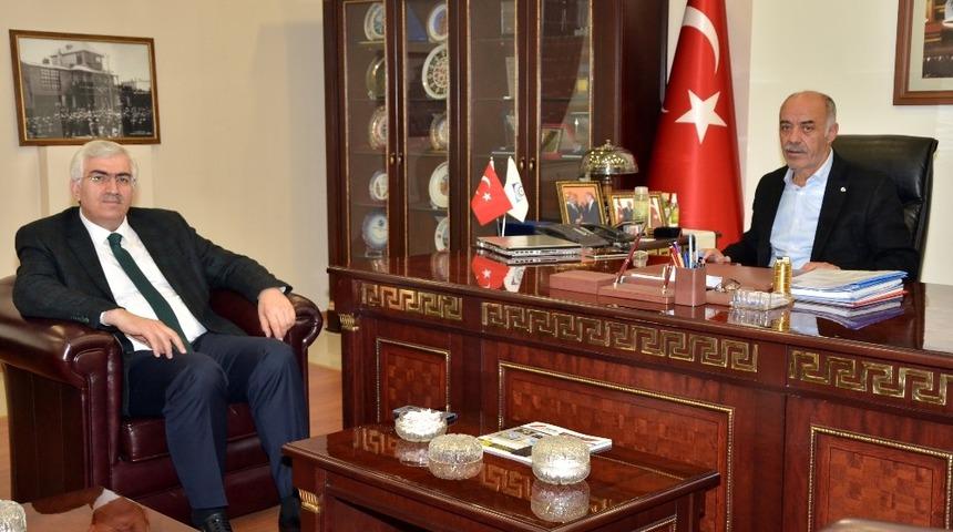 Ak Parti İl Başkanı Öz’den, Başkan Yücelik’e ziyaret