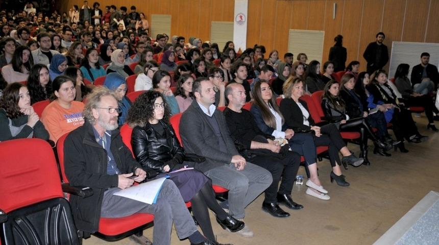 Mimar Noyan Umur Vural geleceğin mimarlarıyla buluştu