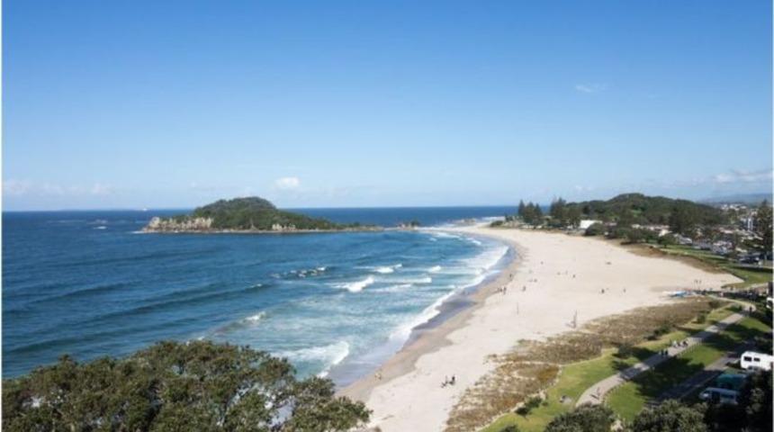 Ailenin kaybettiği bebek balıkçının oltasına takıldı! Mucize