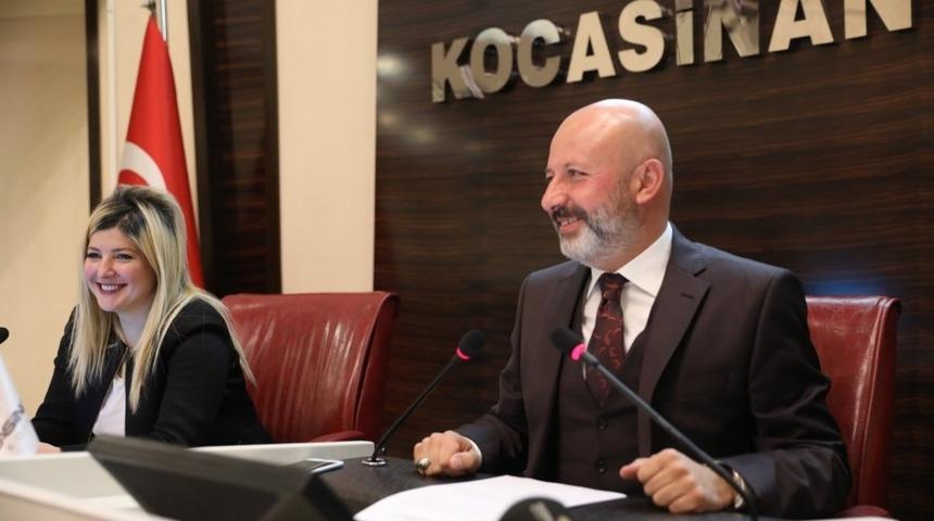 Başkan Çolakbayrakdar, “Geleceğin sporcularını yetiştiriyoruz”