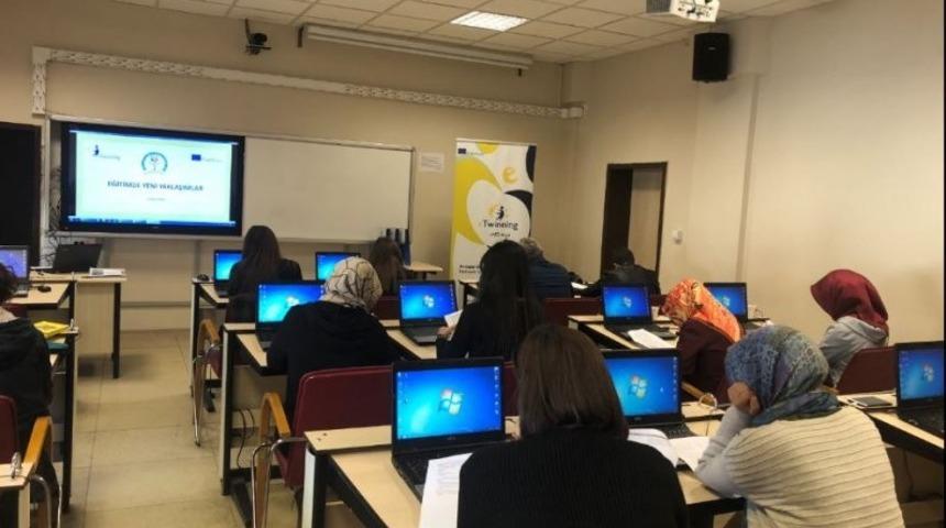 Öğretmen Gelişim Atölyeleri Projesi başladı