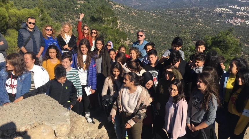 Derste &ouml;ğrendikleri bilgileri yerinde g&ouml;rerek pekiştirdiler