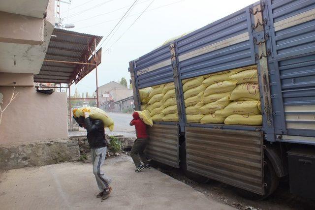 Malazgirtli çiftçilere ‘sahte gübre’ uyarısı