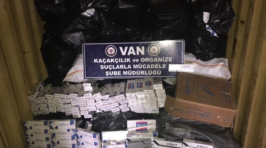 Van&rsquo;da 14 bin 790 paket ka&ccedil;ak sigara ele ge&ccedil;irildi