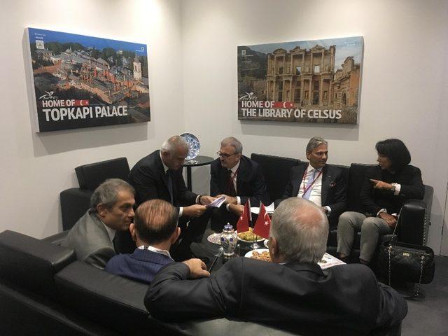 Vali Karaloğlu WTM Uluslararası Turizm Fuarı’na katıldı