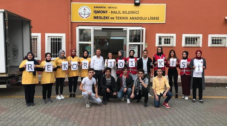 Akyazı&rsquo;da 3 okul kan bağışı etkinliği d&uuml;zenledi