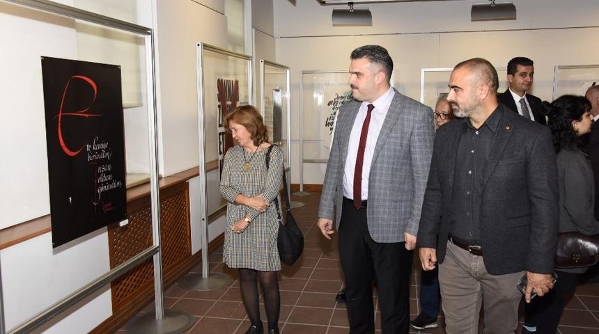 &ldquo;10. Uluslararası Anadolu Kaligrafi ve Tipografi Etkinliği &Ccedil;alıştayı&rdquo; Yunus Emre Sergisi a&ccedil;ıldı