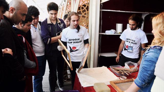 Meraklı zihinler Beyoğlu’nda buluştu