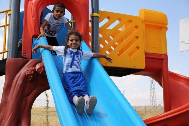 Büyükşehir Belediyesi’nden 242 çocuk parkı