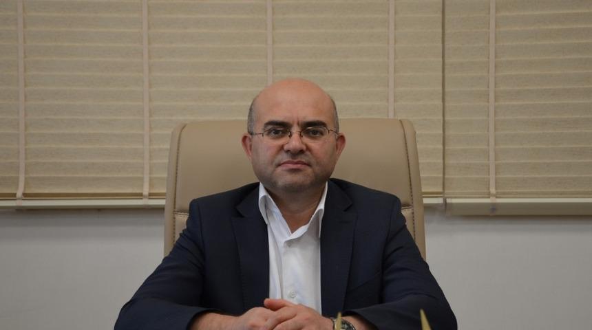 İstifa eden rekt&ouml;r&uuml;n yerine yeni rekt&ouml;r atandı