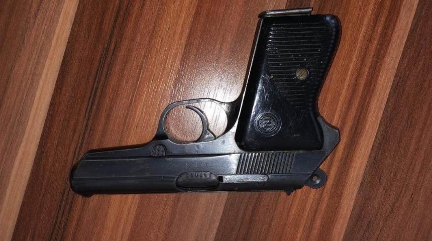 Muş&rsquo;ta 3 adet ruhsatsız tabanca ele ge&ccedil;irildi