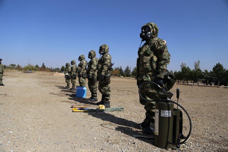 Mehmetçik'e üst düzey kimyasal tehdit eğitimi G2