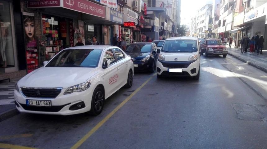 S&ouml;ke il&ccedil;e merkezinde 10 ayda 2275 hatalı parka ceza kesildi