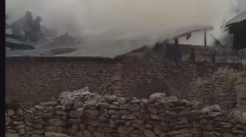 Suşehri&rsquo;nde ki yangın korkuttu