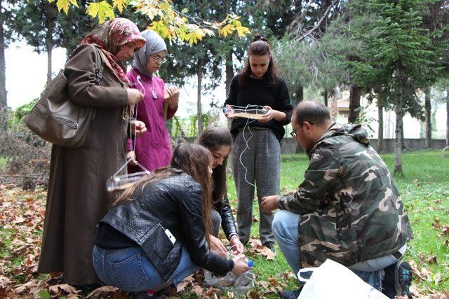 OMÜ’lü öğrencilerden kuşlara yem