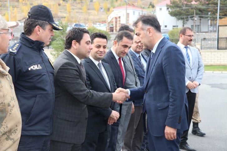 Bitlis Valisi Çağatay görevine başladı G3